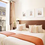 拉斯卡萨斯德尔波特罗度假屋 *